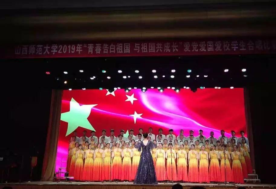 为什么这只红色的金鱼一直在水面上。但那个黑的却一直在水底下。那只红色的是不是得病了。-简单明了的问答平台 实用答案尽在为什么这只红色的金鱼一直在水面上。但那个黑的却一直在水底下。那只红色的是不是得病了。